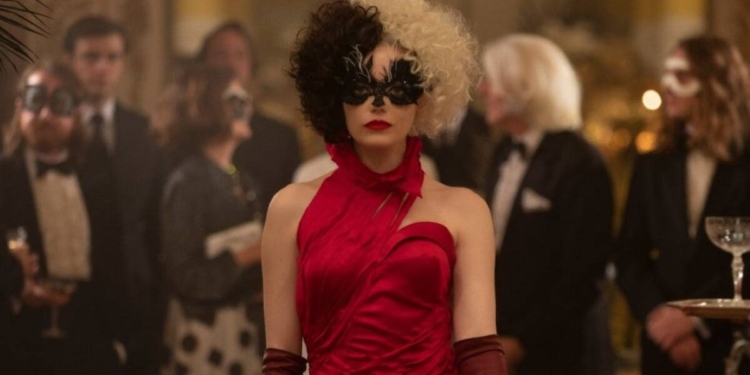 Cruella está de volta! Emma Stone interpreta personagem em novo longa da Disney