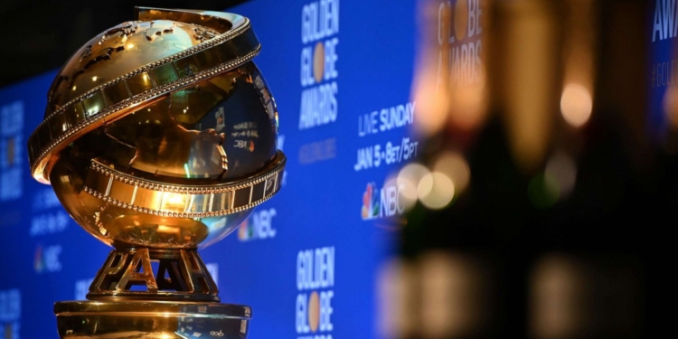 Via zoom: estrelas do cinema não marcarão presenças físicas! Saiba como será o Globo de Ouro 2021