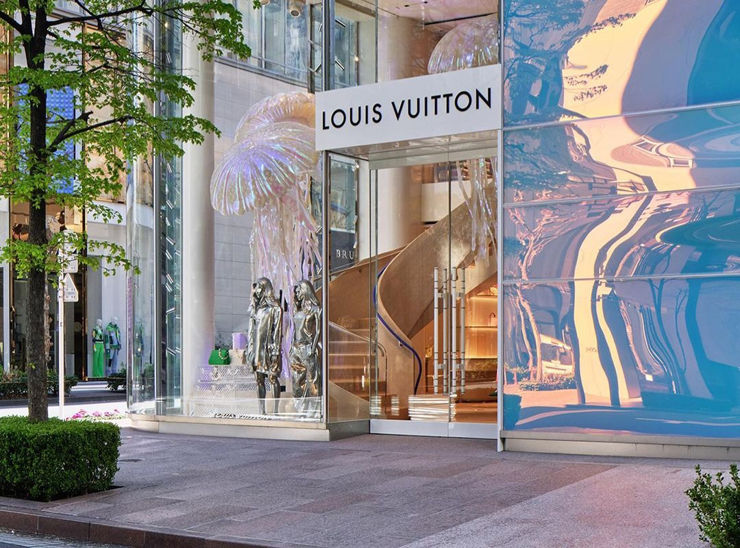 Fachada loja Louis Vuitton  Fachadas de lojas, Fachadas comerciais, Loja  louis vuitton