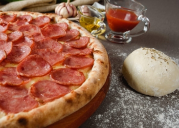Delivery: Pizza Cesar lança promoção válida para pedidos pelo iFood
