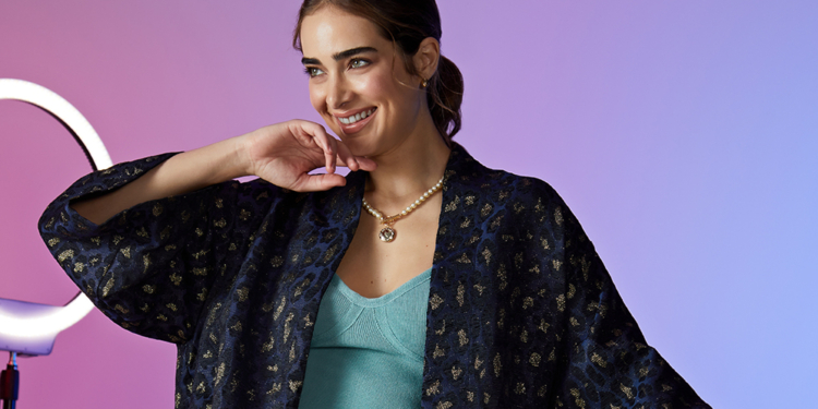 AMARO lança Tik Tok Collection em parceria com criadores de conteúdo da plataforma