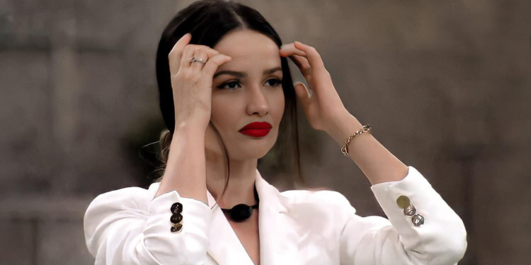 Fenômeno: empresa que cuida da comunicação de Anitta contrata a BBB Juliette Freire