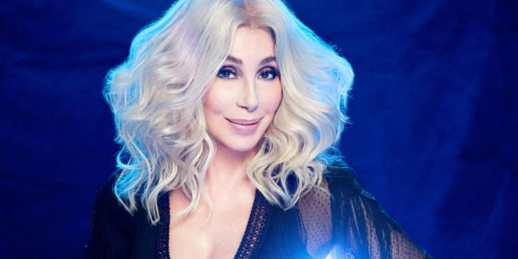 Referência: Cher completa 75 anos e continua diva pop