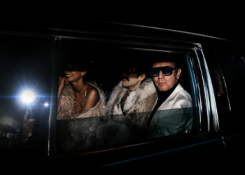 Halston: Netflix lança série sobre o emblemático estilista das celebridades nos anos 70