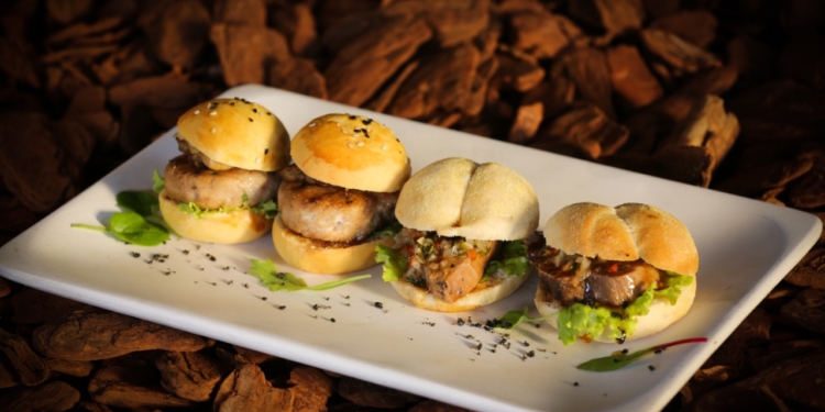 Confira onde celebrar o Dia do Hambúrguer neste sábado