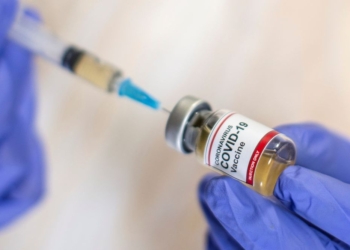 Comorbidades: vai começar a vacinação contra a covid para pessoas acima de 25 anos