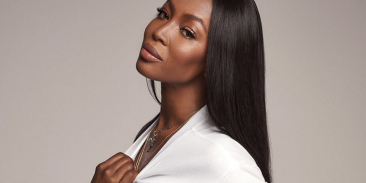 Naomi Campbell se torna mãe de uma menina aos 50 anos