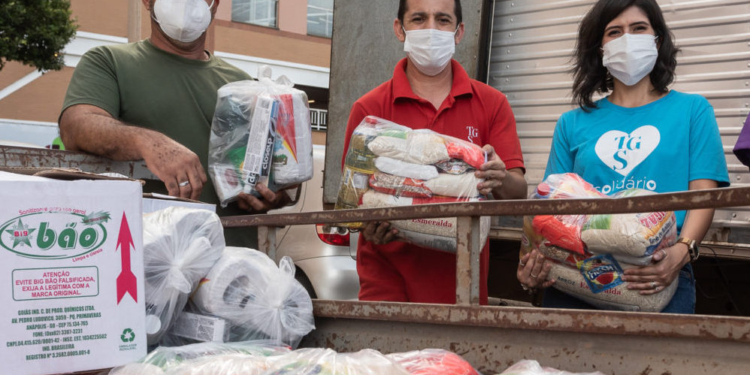 Unindo forças: shoppings do Distrito Federal arrecadam alimentos para famílias em situação de vulnerabilidade