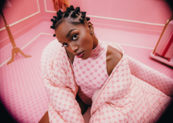 Gueto: Iza lança single das suas origens até o sucesso atual