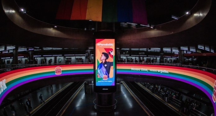 Parada BK: Burger King reforça o orgulho LGBTQI+ com colaboradores em campanha