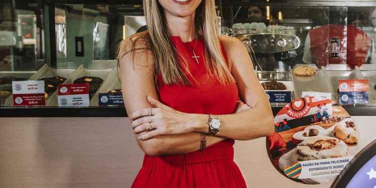 Empresária: Tati Vartuli inaugura franquia da American Cookies no shopping Gilberto Salomão