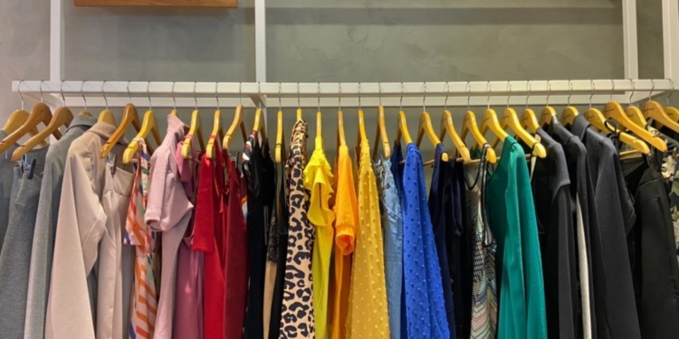 Outlet Dani.Holzbach: Marca lança arara permanente de peças com preços especiais