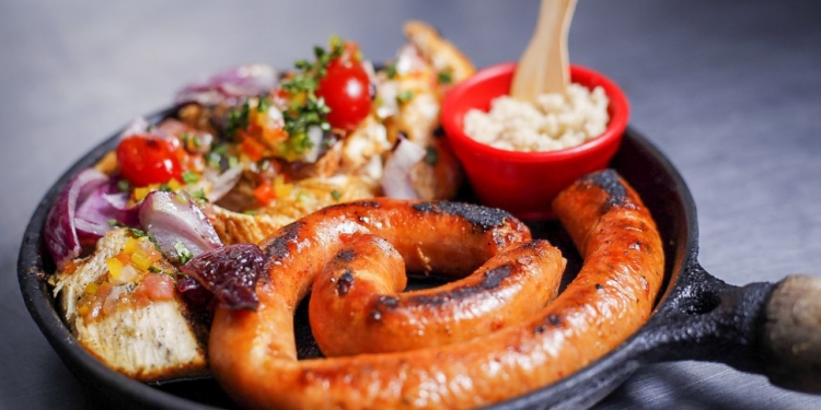 Novos pratos no Pinella: bar lança menu latino-americano