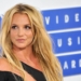 Pai de Britney Spears anuncia desistência de tutela, segundo o site TMZ