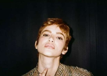 Manu Gavassi anuncia seu novo single, ‘Eu Nunca Fui Tão Sozinha Assim’