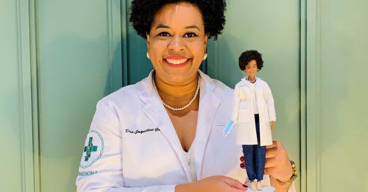 Mattel lança Barbie da cientista brasileira Drª Jaqueline Goes que sequenciou o genoma da Covid-19
