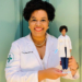 Mattel lança Barbie da cientista brasileira Drª Jaqueline Goes que sequenciou o genoma da Covid-19