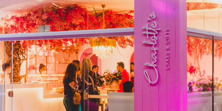 Pink: Charlotte’s Cakes & Gifts é inaugurada na Asa Norte para seletos convidados