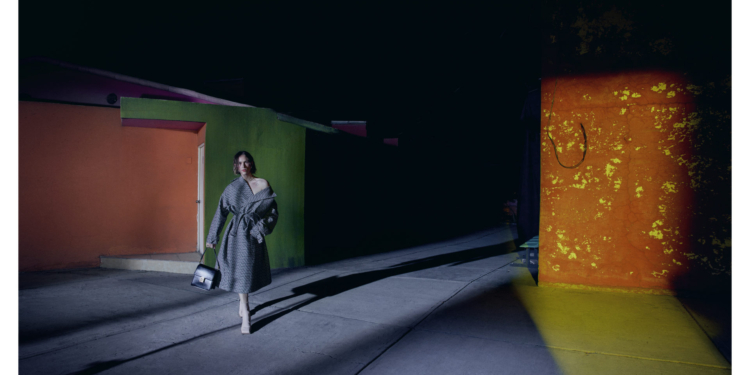 Balmain e Chanel 4 lançam pela primeira vez na história série inédita de TV