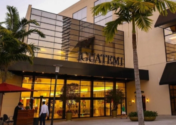 Iguatemi Brasília lança campanha de Dia dos Pais e presenteia clientes com Chocolat Du Juor