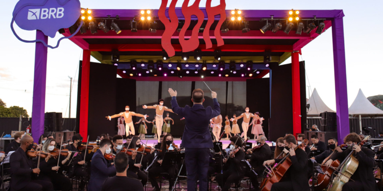 Lenine um dos grandes nomes da MPB está confirmado para o quinto fim de semana do VIBRAR