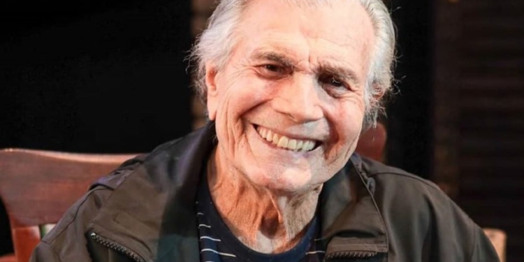 Ícone da TV: Morre o ator Tarcísio Meira aos 85 anos por complicações da Covid-19