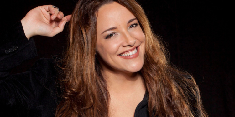 Último fim de semana: Ana Carolina, Elba Ramalho e Os Melhores do Mundo são as atrações do VIBRAR