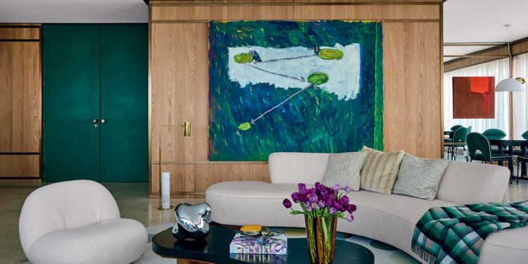 Influenciadora digital, Silvia Braz, apresenta seu apartamento a Casa Vogue