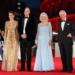 Desejado: Kate Middleton faz sucesso na premiér de 007 com vestido dourado