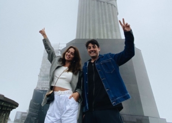 Bruno de Luca e Rafa Kalimann sobem até o braço do Cristo Redentor