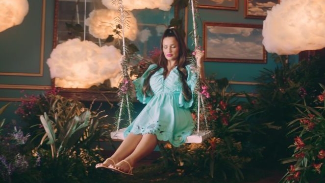 Havaianas lança nova linha de rasteirinhas com Juliette