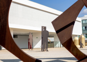 Obras do artista José Zaragoza passam a integrar Parque de Esculturas do Museu de Arte de Brasília