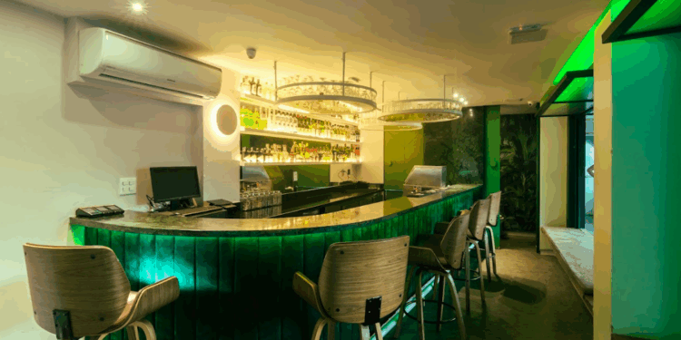 Altas é o gastrobar perfeito para você dar um tempo do stress e curtir bons drinks