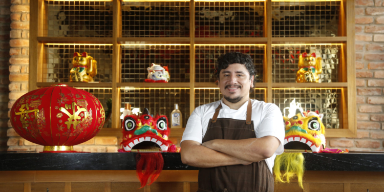 Chef Marco Espinoza participa do programa Cozinha Prática com Rita Lobo