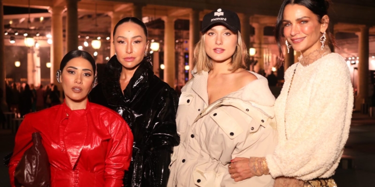 Bruna Marquezine, Taís Araujo e artistas brasileiras assistem ao desfile de Isabel Marant, em Paris