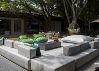 Fireplace: Alessandra Moussa inspira novo jeito de viver e receber na CASACOR Brasília