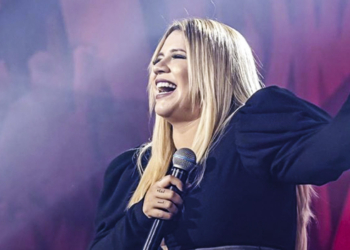 Marília Mendonça morre em acidente de avião no interior de Minas Gerais