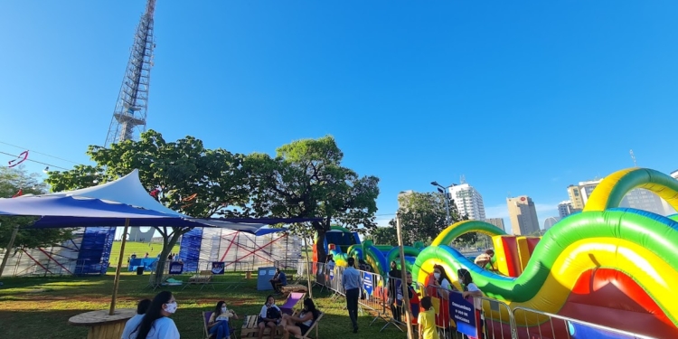 Jump Torre 360: últimos dias do maior parque de infláveis do Brasil na Torre de TV