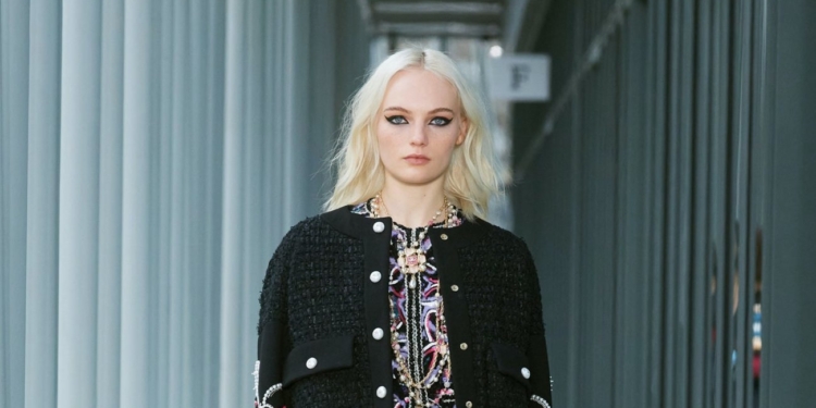 Métiers d’Art: Chanel celebra a tradição e savoir-faire em nova coleção