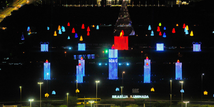 Brasília Iluminada: Luzes de natal serão oficialmente acesas nesta quarta-feira