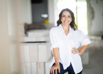 Voo solo: Cátia Gonçalves inaugura nova multimarcas no Lago Sul