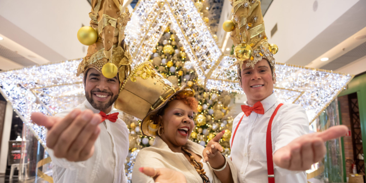 Brasília Shopping celebra o natal com cantata, árvore cinética e sorteio de carro elétrico MINI Cooper