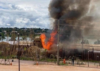 Incêndio atinge estrutura da Casa Maaya localizada às margens do Lago Paranoá