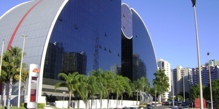 Feriado: o que abre e o que fecha em Brasília na virada do ano