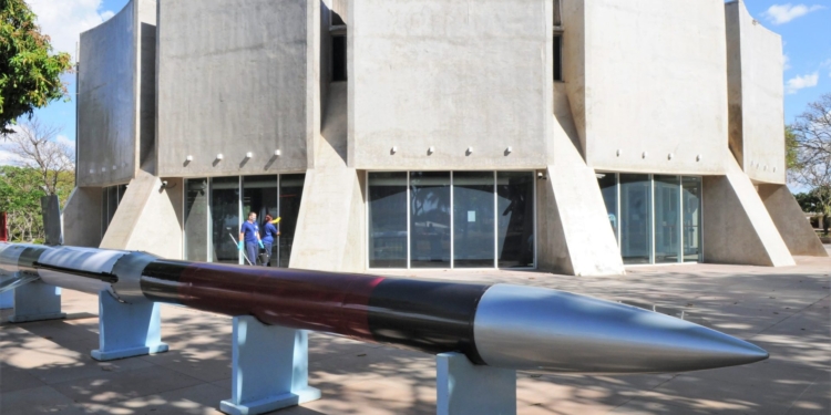 Planetário de Brasília Luiz Cruls retoma atividades com exposições, filmes e outras atividades