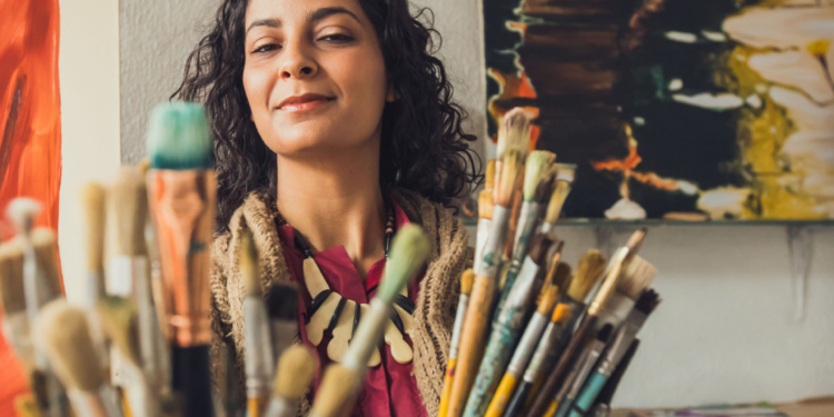 Referência Galeria de Arte recebe mostra Idílio de Clarice Gonçalves