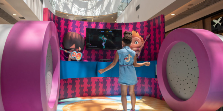 Diversão para as crianças! Mini Beat Power Rockers continua no Brasília Shopping