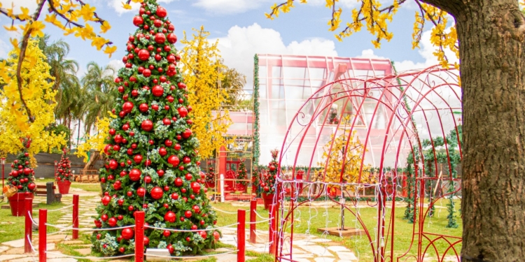 Prorrogada: Vila Natalina do Pontão permanece até o dia 16 de janeiro