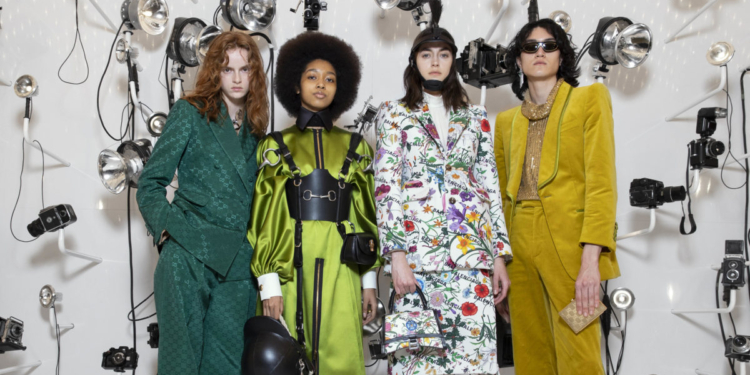 Confira a retrospectiva dos dez principais acontecimentos da moda em 2021