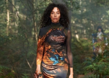 Burberry anuncia modelo brasileira Lea T para projeto colaborativo